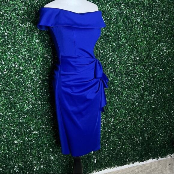 NWOT XSCAPE "Vanessa" OTS Scuba Crepe Side Ruched Dress - Sz 4 - Picture 7 of 11